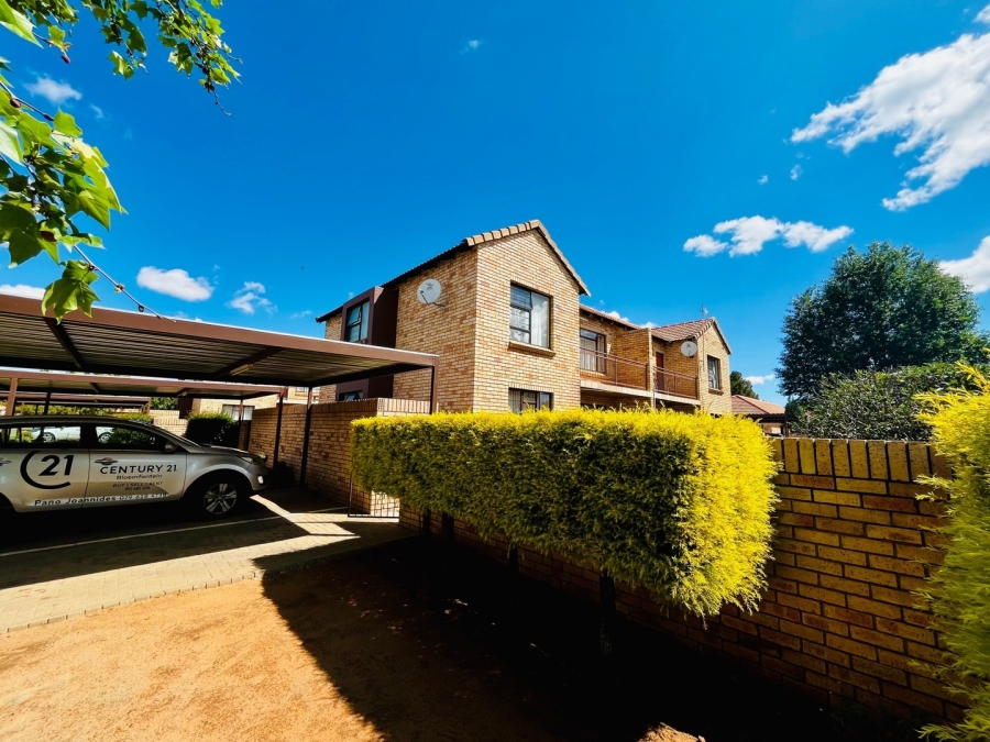 2 Bedroom Property for Sale in Wilgehof Free State